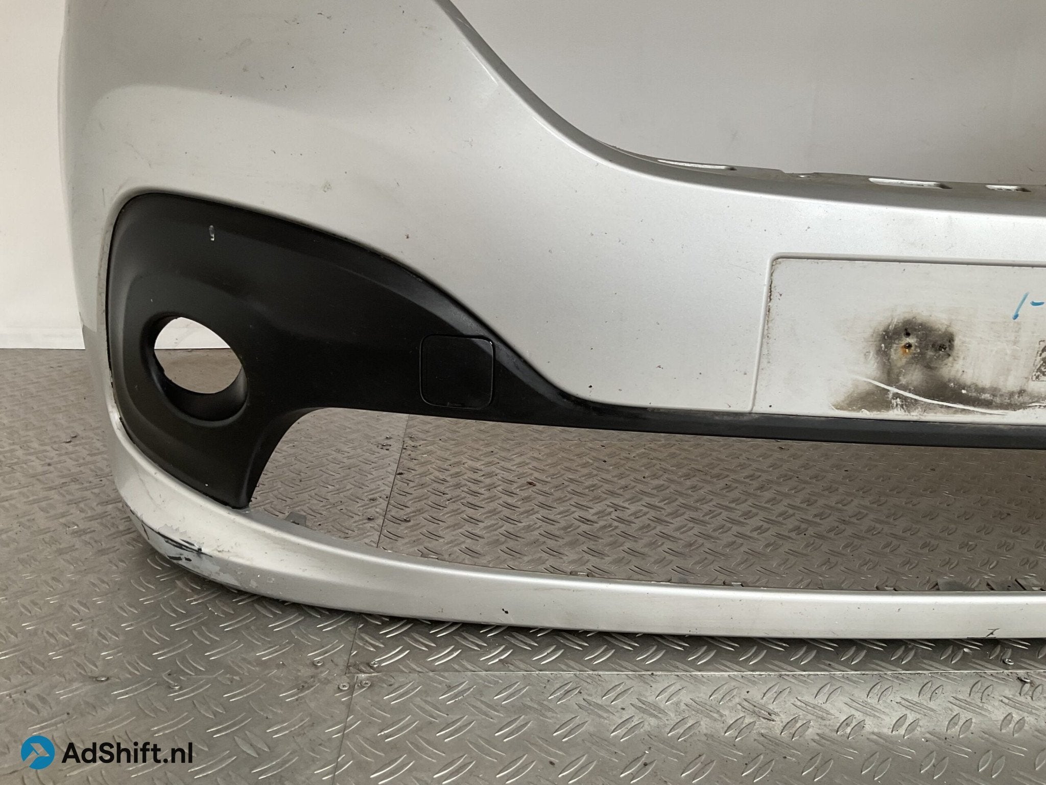 Bumper Renault Trafic III 620223916R Voorbumper F10-14794z, Auto-onderdelen, Bumper