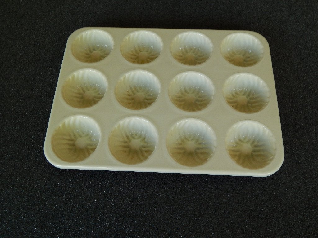 Oud metalen bakblik voor cakejes, Ophalen of Verzenden