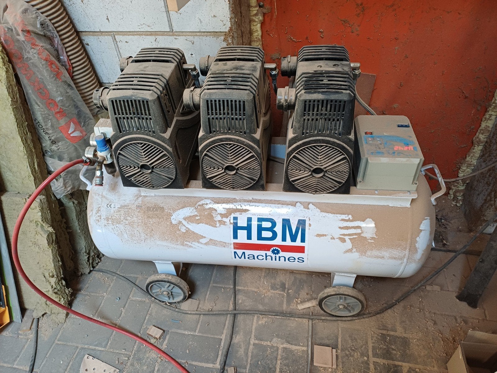 HBM 6PK-150L Geluidsarme Olievrije Compressor 150L, Minder dan 25 liter, Ophalen, Minder dan 200 liter/min