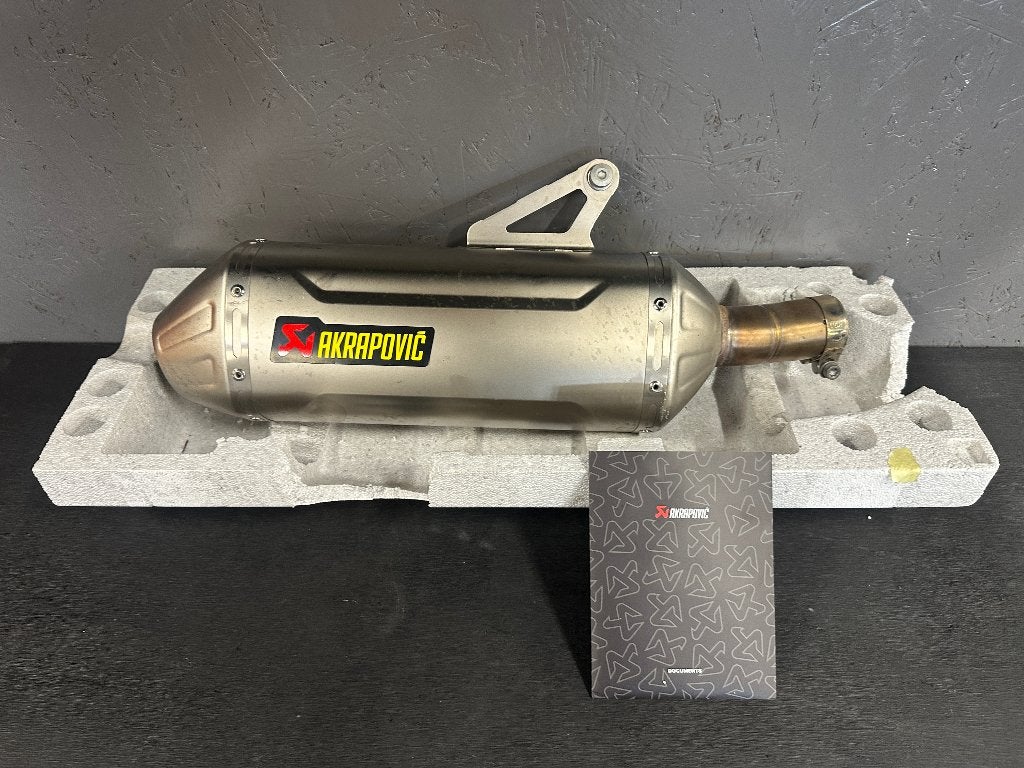 Akrapovic CFMOTO 450MT (ZGAN), Ophalen, Zo goed als nieuw