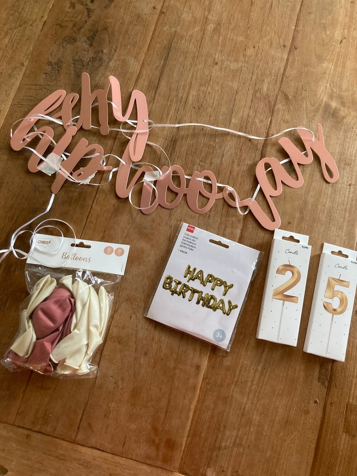 Ballonnen slingers etc 25, Ophalen of Verzenden, Nieuw, Versiering, Verjaardag