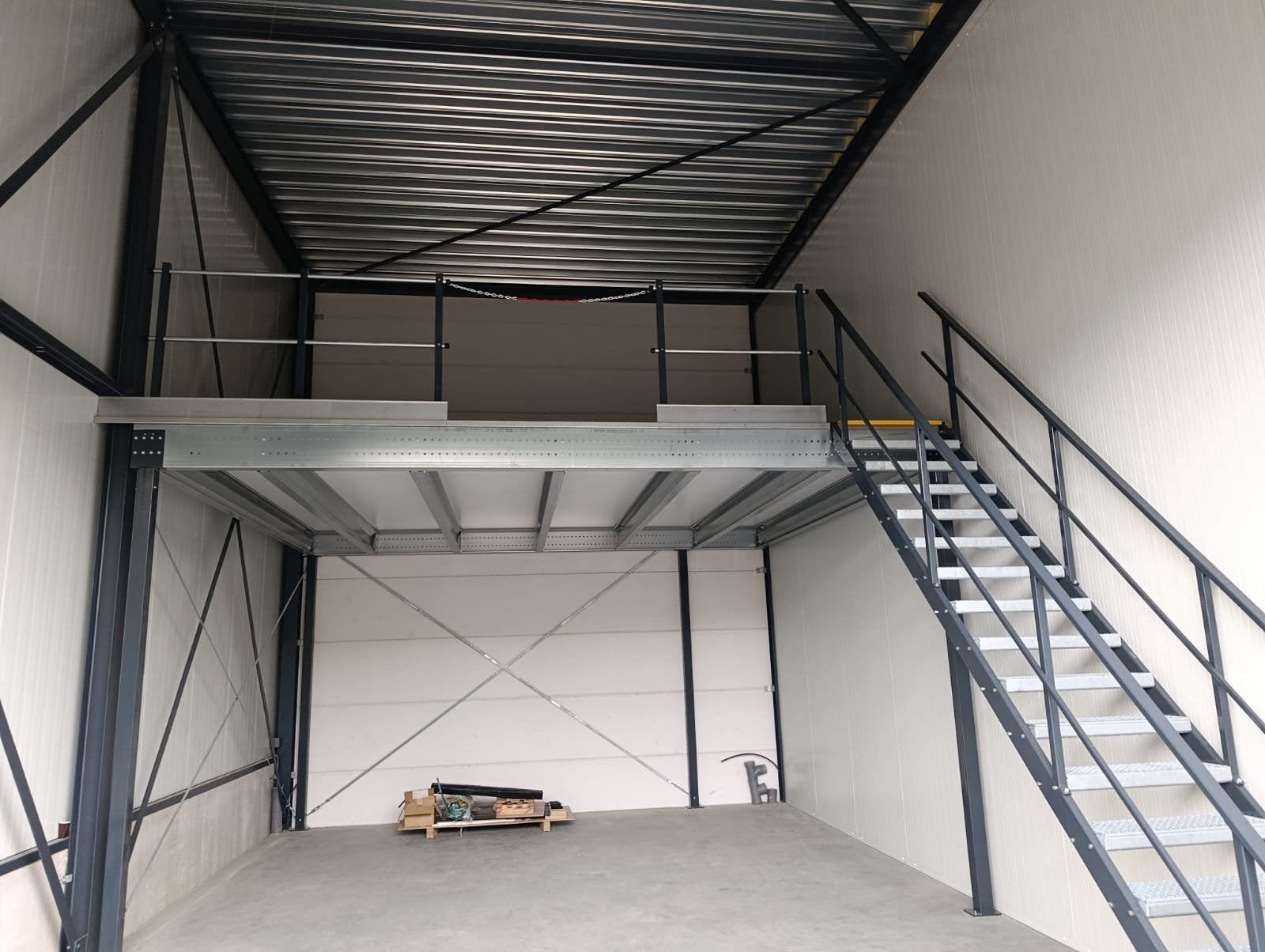 Nieuwe Entresolvloeren. Laagste prijs garantie., Verzenden