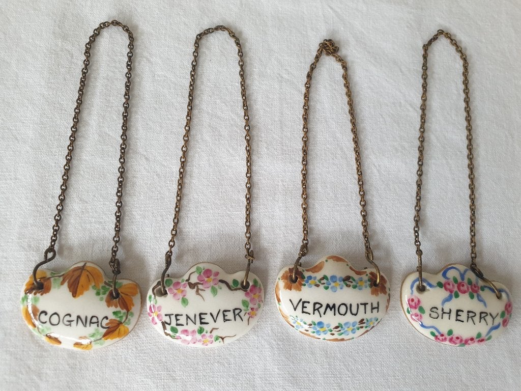 4 bone China porseleinen karaf labels. Artone Engeland, Overige typen, Ophalen of Verzenden, Zo goed als nieuw, Overige stijlen