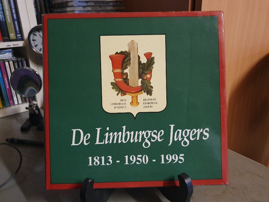 De Limburgse Jagers 1813 - 1950 - 1995, Ophalen