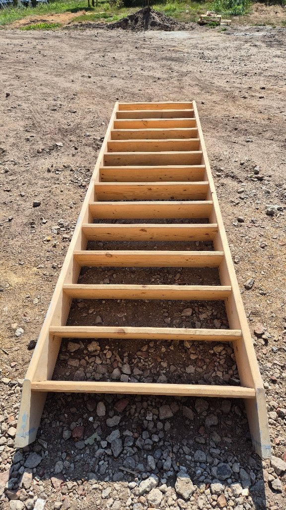 houten trap, steektrap vurenhout, Doe-het-zelf en Verbouw, Ladders en Trappen, Ophalen of Verzenden, Gebruikt, Trap, 2 tot 4 meter