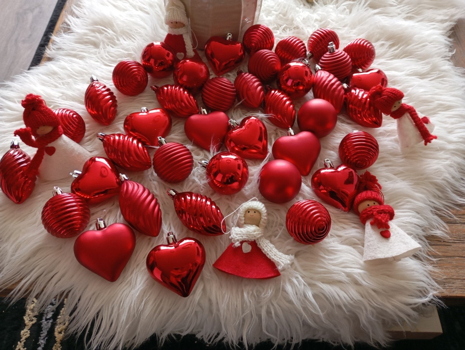 44 LUXE RODE PLASTIC KERSTBALLEN NIET ALLES 17,50€ ZIE FOTO,, Diversen, Ophalen of Verzenden