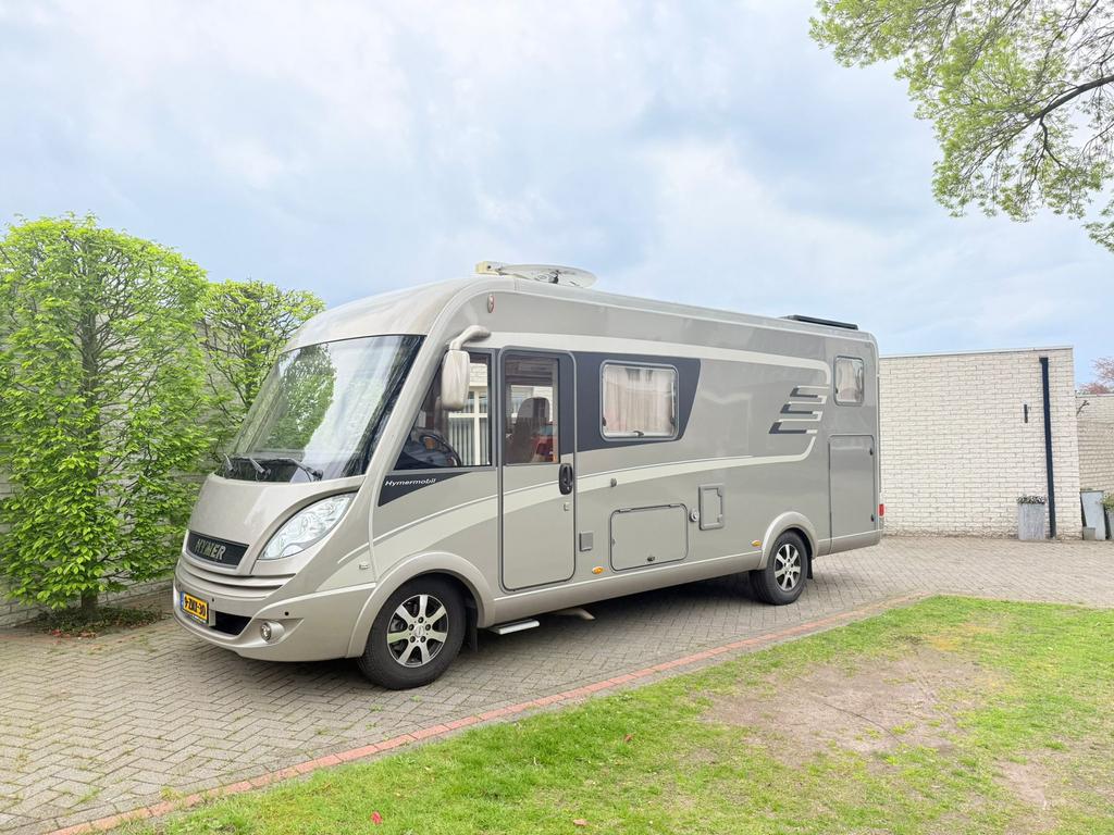Hymer B578 Camper (2015) - automaat - 41.352 km, Caravans en Kamperen, Luifel, Diesel, Particulier, Hymer