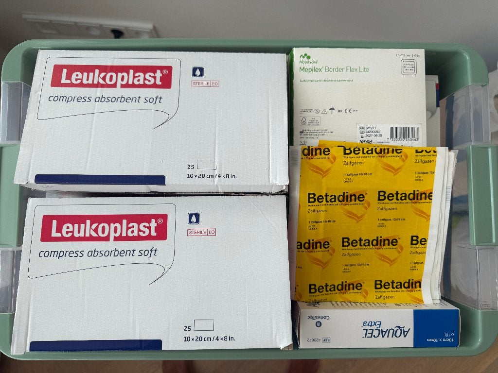Verbandmateriaal, wondzorg, Mepilex pleisters, Betadine etc., Ophalen, Nieuw
