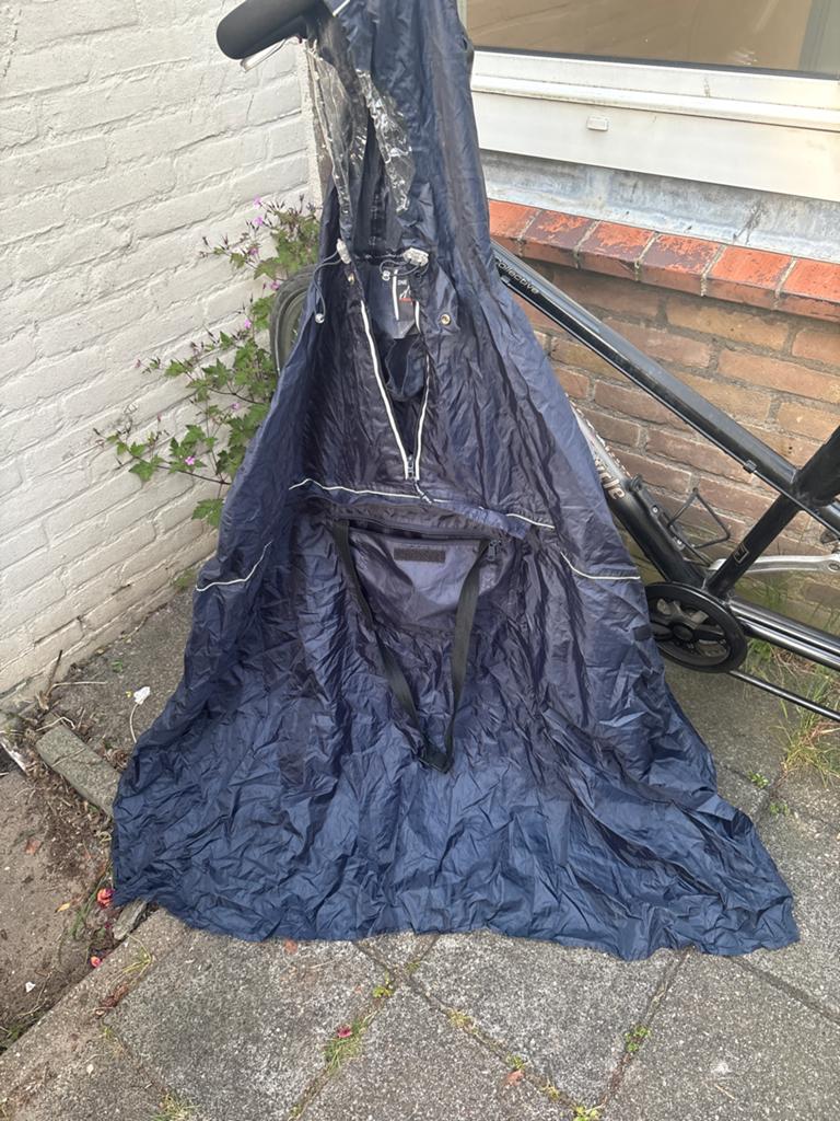 Mountain Peak Regenponcho - Handig en opvouwbaar, Ophalen of Verzenden, Gebruikt, Regenpak, Dames