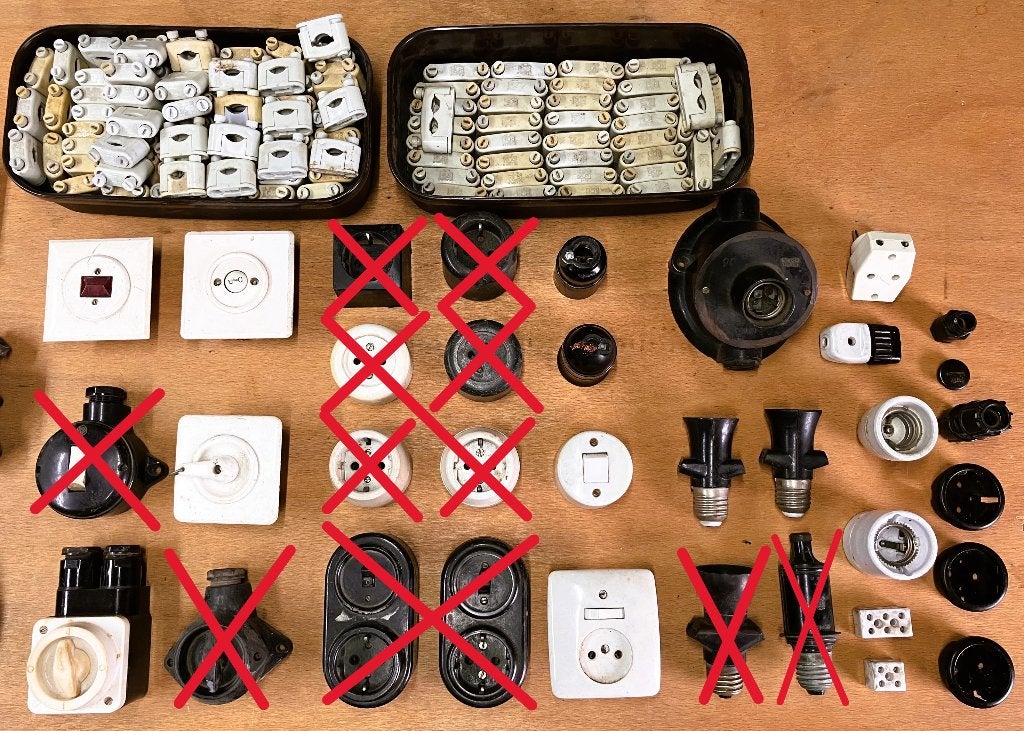 Bakeliet, porselein, stopcontacten, schakelaars, fittingen, Ophalen of Verzenden