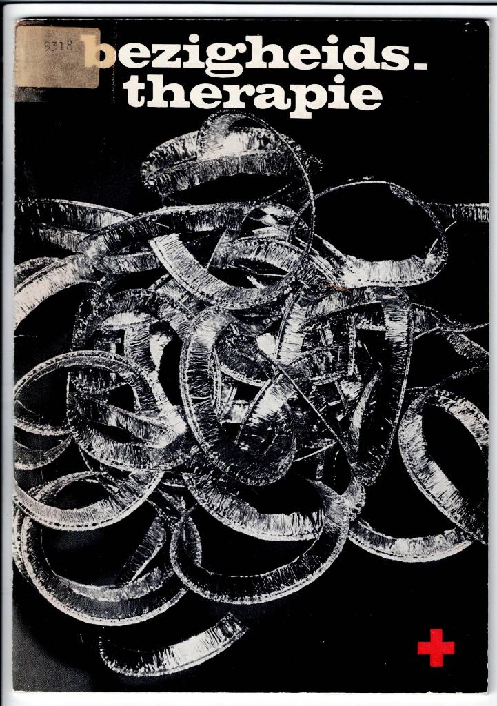 rode kruis brochure Bezigheidstherapie 1971, Ophalen of Verzenden, Overige soorten, Nederland, Boek of Tijdschrift