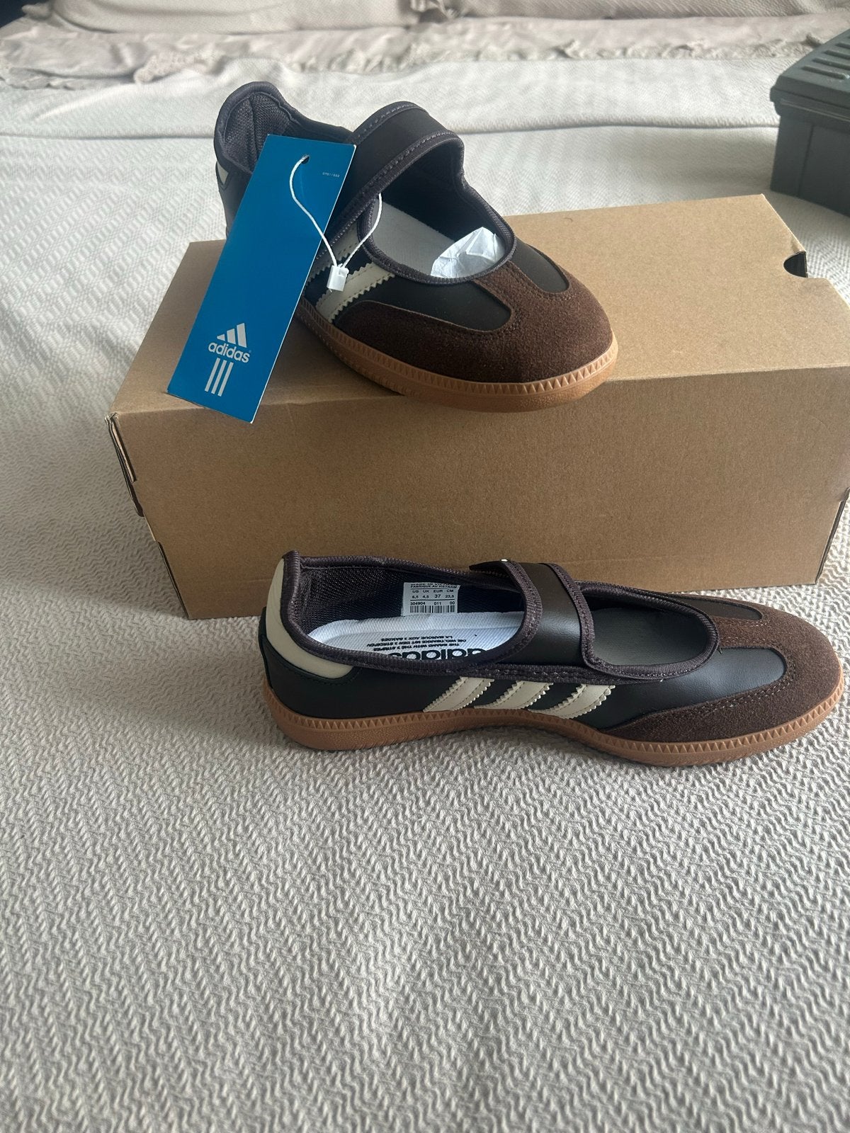 Nieuwe Adidas Samba Mary Jane Ballerin- 37, Kleding | Dames, Ophalen of Verzenden, Nieuw, Bruin, Ballerina's