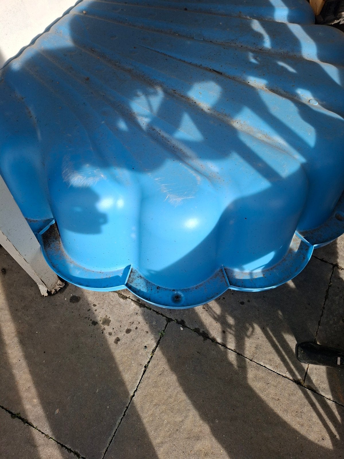 Gratis zandbak (schelpvorm) met zand, Ophalen, Gebruikt