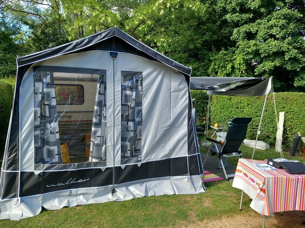 Walker voortent voor caravan - Zo goed als nieuw, Ophalen, Zo goed als nieuw, Polyester, Walker Campingstyle