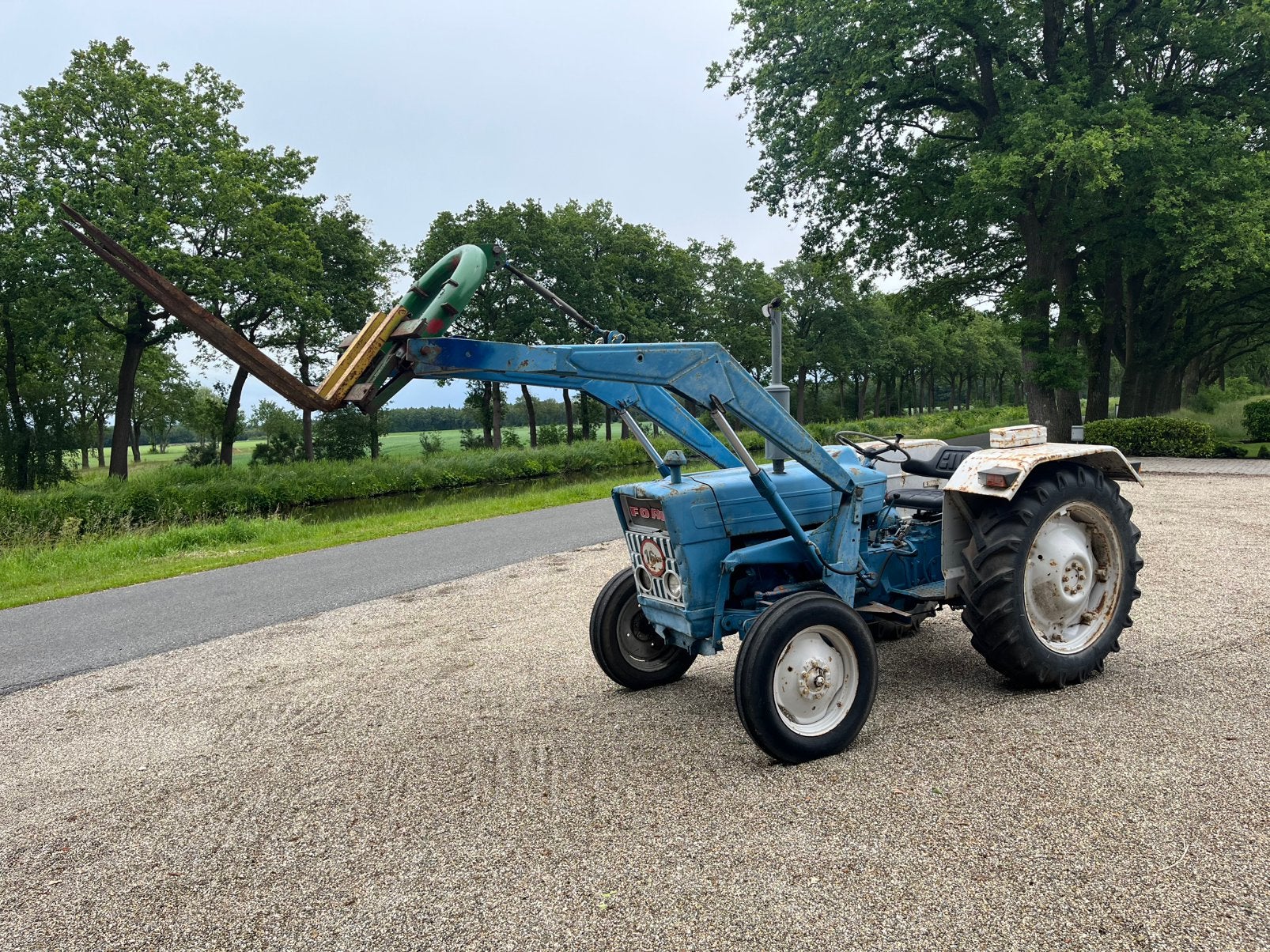 Ford 3000 met kenteken, voorlader en losse cabine, Ophalen, Gebruikt, Tot 80 Pk, Ford