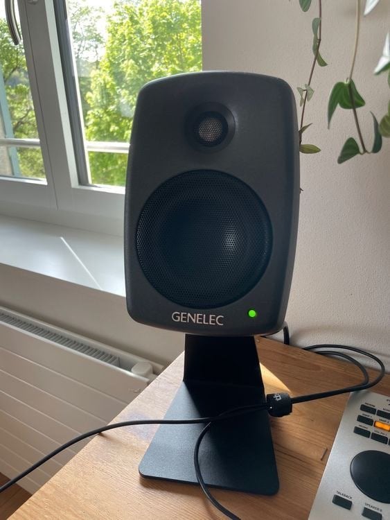 2x Genelec 8020D near-field monitoren, Overige merken, Ophalen of Verzenden, Zo goed als nieuw, Basreflex