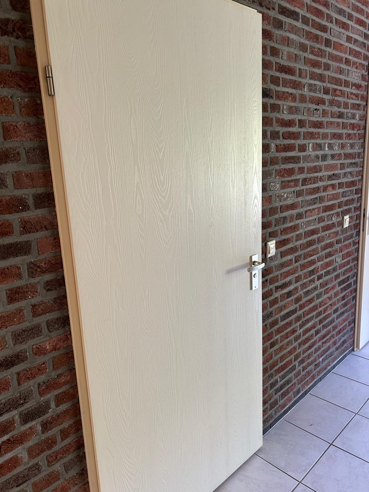 Gratis afhalen: 7 binnendeuren, 80 tot 100 cm, Binnendeur, Ophalen of Verzenden, Zo goed als nieuw