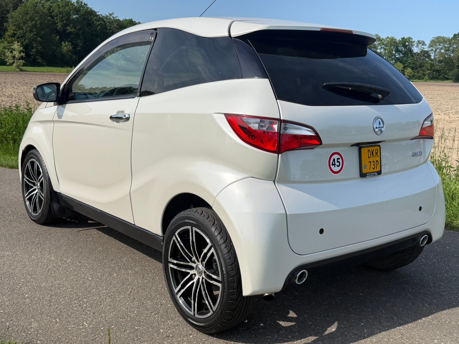 Aixam Coupé | Premium Editie | Luxe | Groot Scherm | Leder ✅, Overige merken, Ophalen of Verzenden, Zo goed als nieuw, 16 km/u of meer
