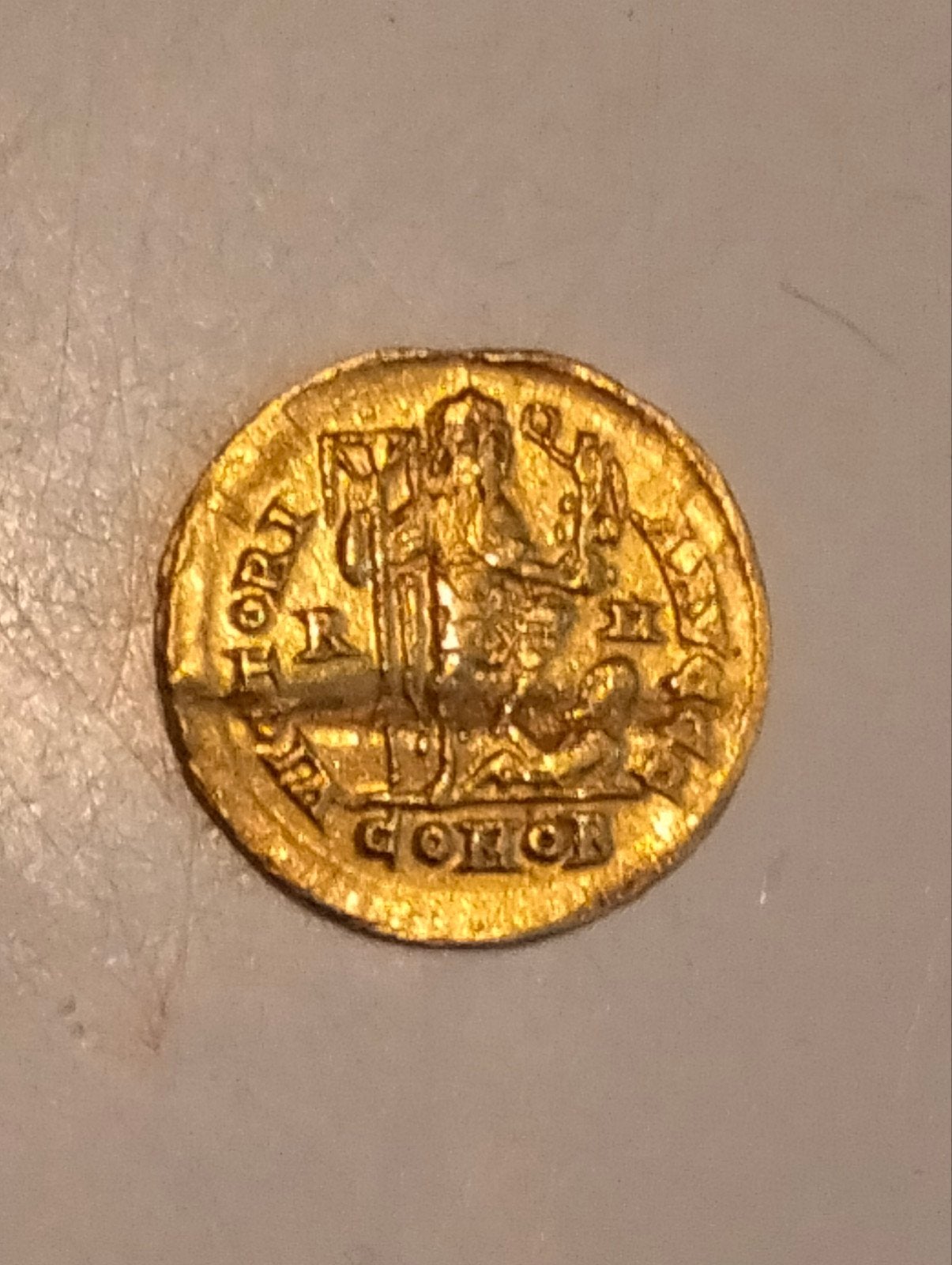Romeinse gouden Solides,eind 4e eeuw.4,45gram 24,krt, Postzegels en Munten, Munten | België, Ophalen of Verzenden, Goud, Losse munt