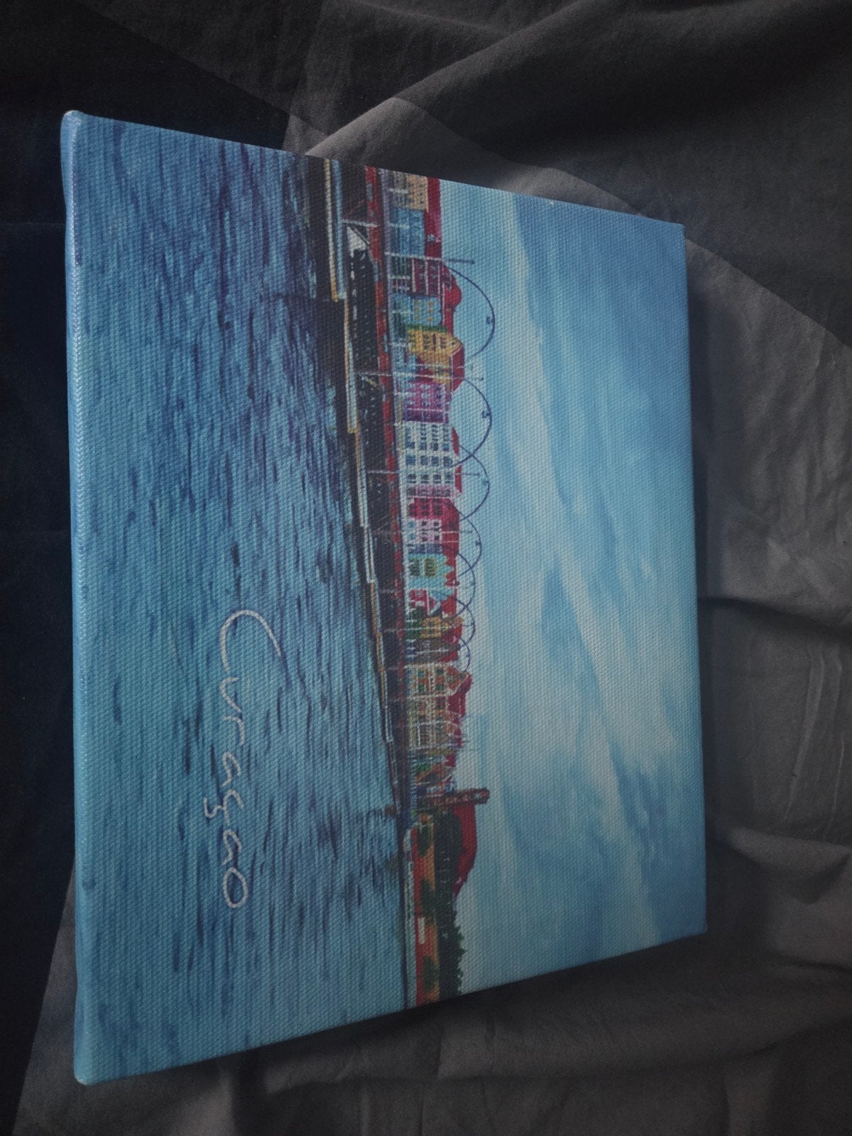 Curaçao Canvas Schilderij - Kleurrijke Haven, Antiek en Kunst, Landschap, Op houten frame, Ophalen of Verzenden, Print