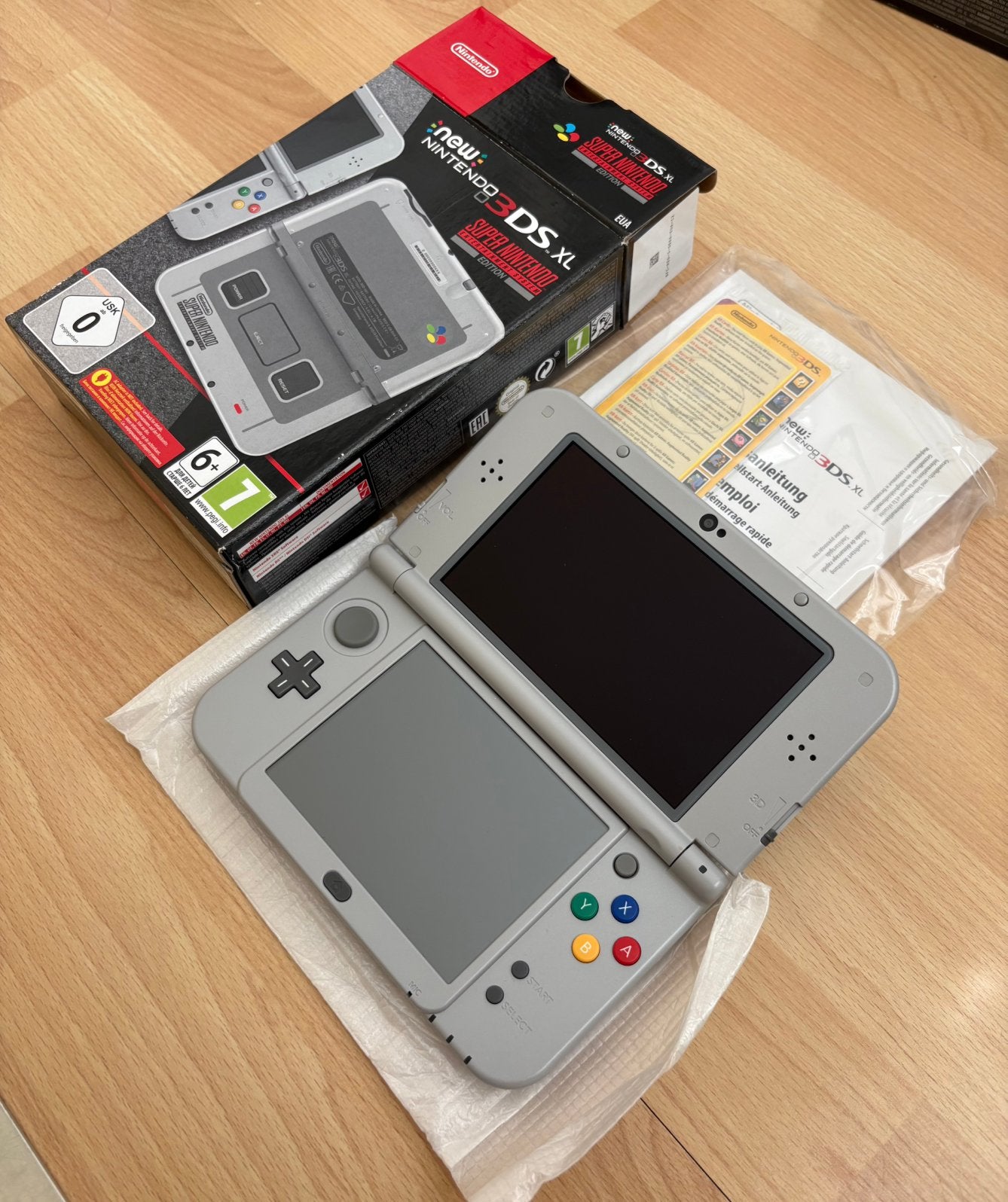 New Nintendo 3DS XL SNES Edition - NIEUW - CIB, Ophalen of Verzenden, Nieuw, 3DS