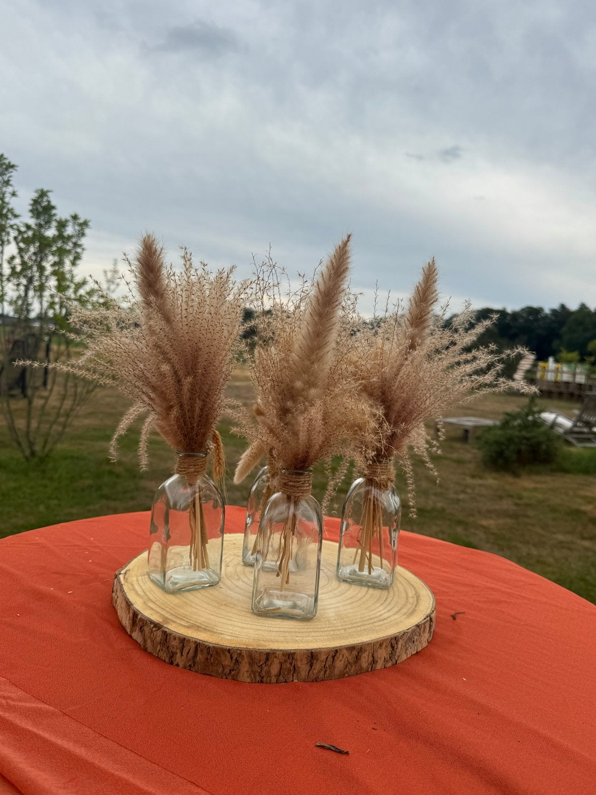 4 stuks glazen vaasjes met droogbloemen op houten schijf, Transparant, Ophalen of Verzenden, Geschikt voor droogbloemen, Glas