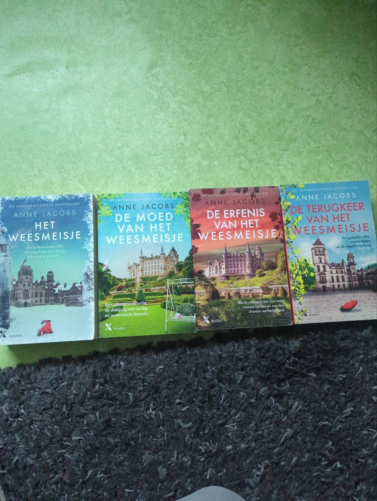 Het Weesmeisje serie - Anne Jacobs (4 boeken), Boeken, Ophalen of Verzenden, Zo goed als nieuw, Anne Jacobs, Nederland