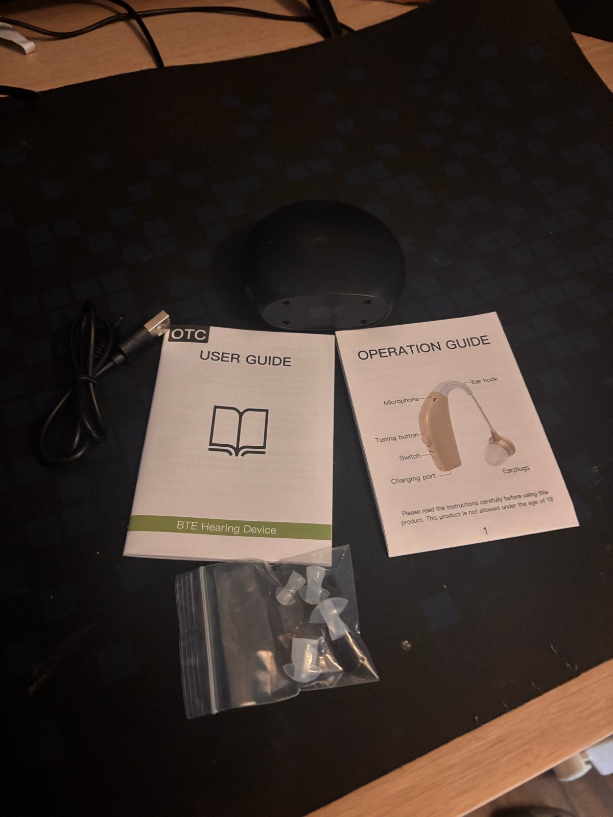 BTE Hoortoestel met Oplaadstation en Accessoires, Ophalen of Verzenden, Zo goed als nieuw, Overige typen