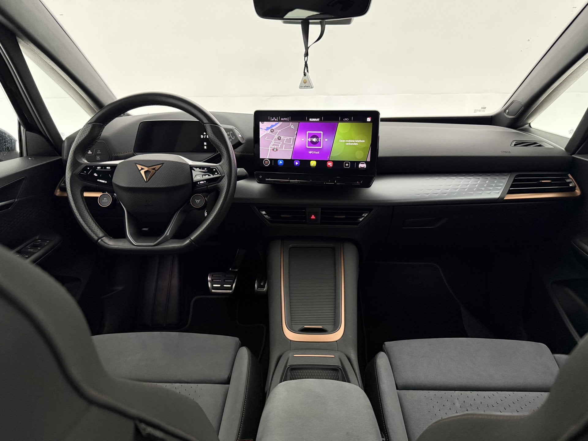 CUPRA Born Performance 62 kWh | Snelladen | SOH 95% | Beats, Auto's, Automaat, Gebruikt, 1738 kg, Origineel Nederlands
