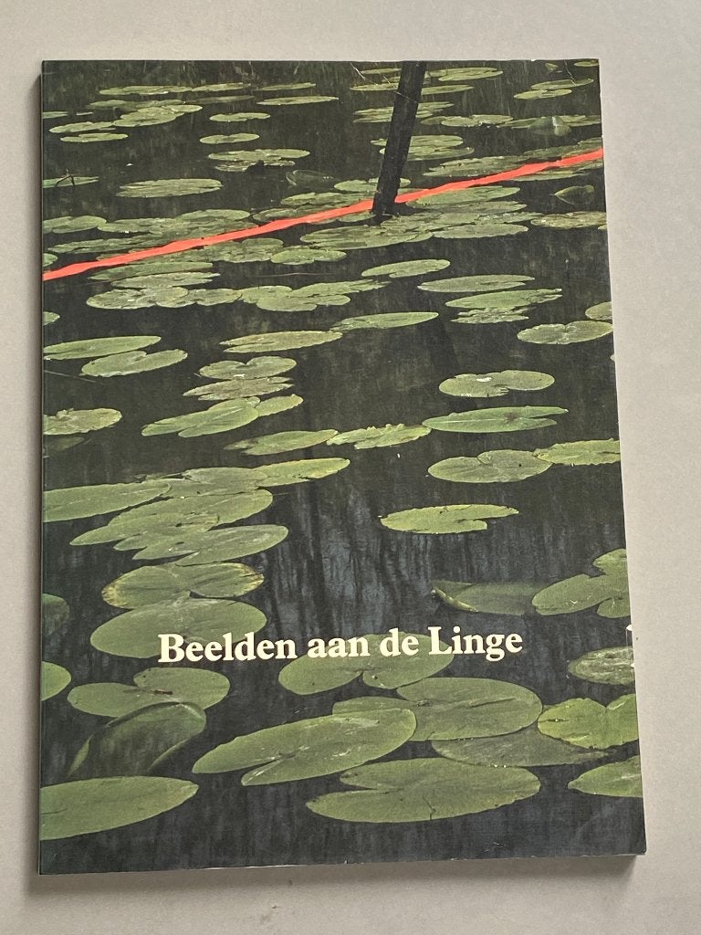 Beelden aan de linge 1984 (kunstboek), Ophalen of Verzenden, Zo goed als nieuw, Beeldhouwkunst