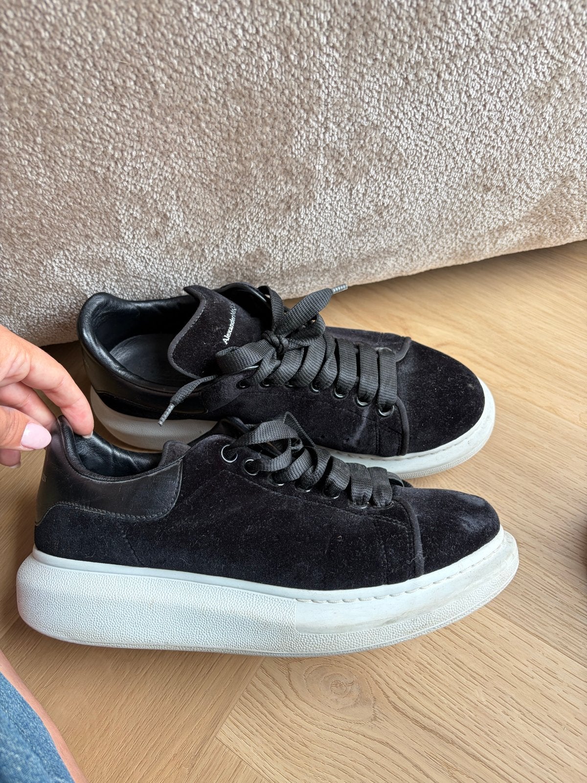 Alexander mcqueen, Kleding | Dames, Schoenen, Ophalen of Verzenden, Zwart, Sneakers of Gympen