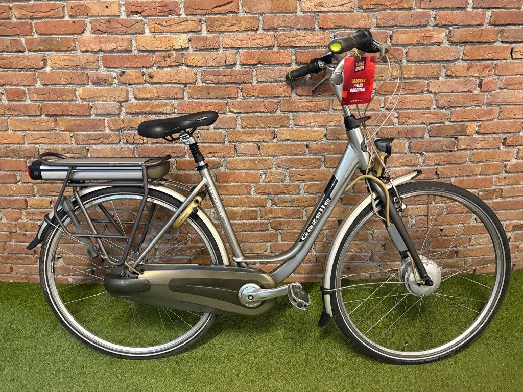 Fietshokje Hoofddorp: Gazelle Orange Pure Dames E-Bike