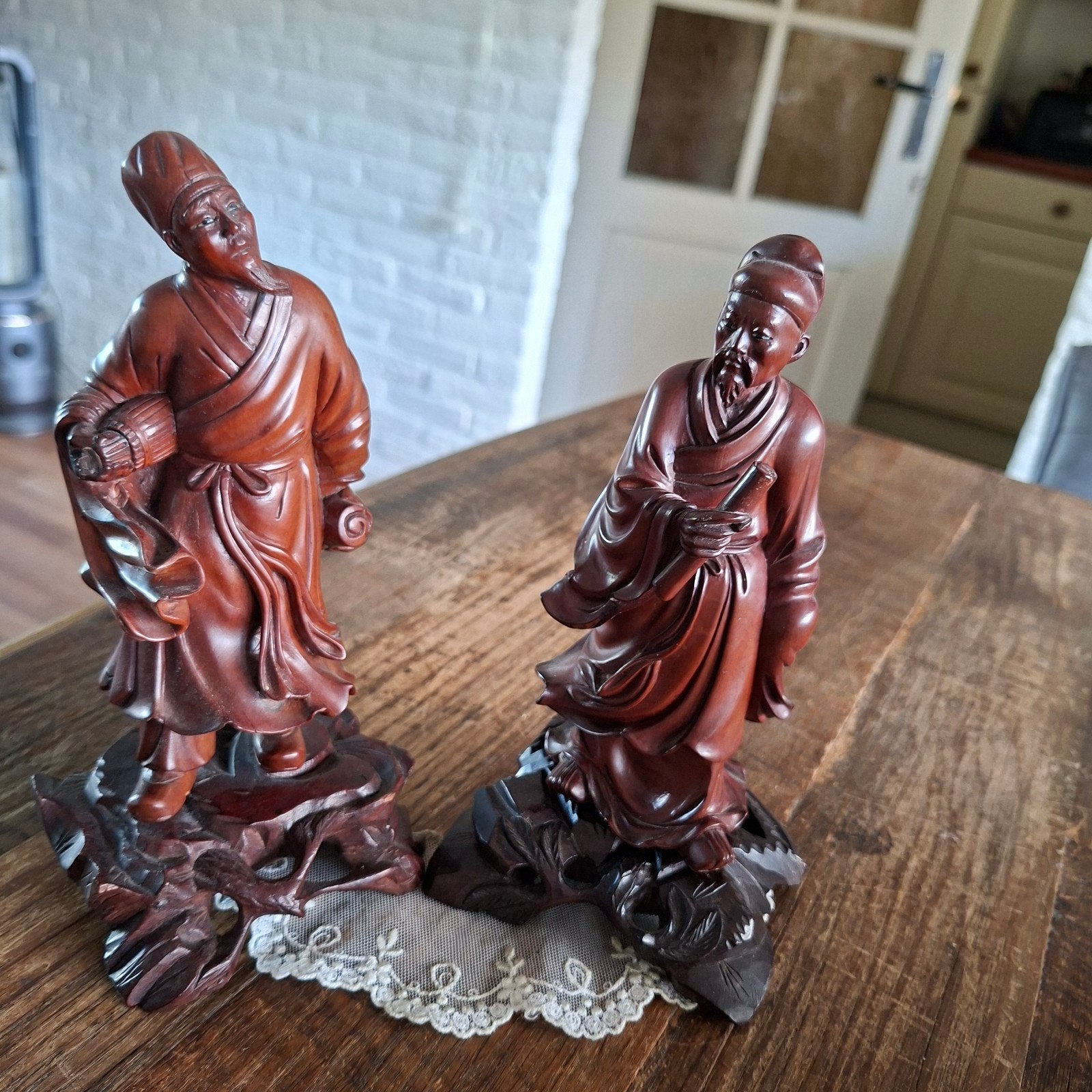 2 Houten Chinese Beelden 18x9 cm groot, Ophalen of Verzenden