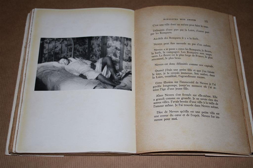 Hiroshima Mon Amour. Alain Resnais., Ophalen of Verzenden, Gelezen, Personen