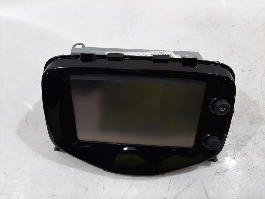 Toyota aygo citroen c1 peug 108 MK2 scherm carplay!, Ophalen of Verzenden, Zo goed als nieuw