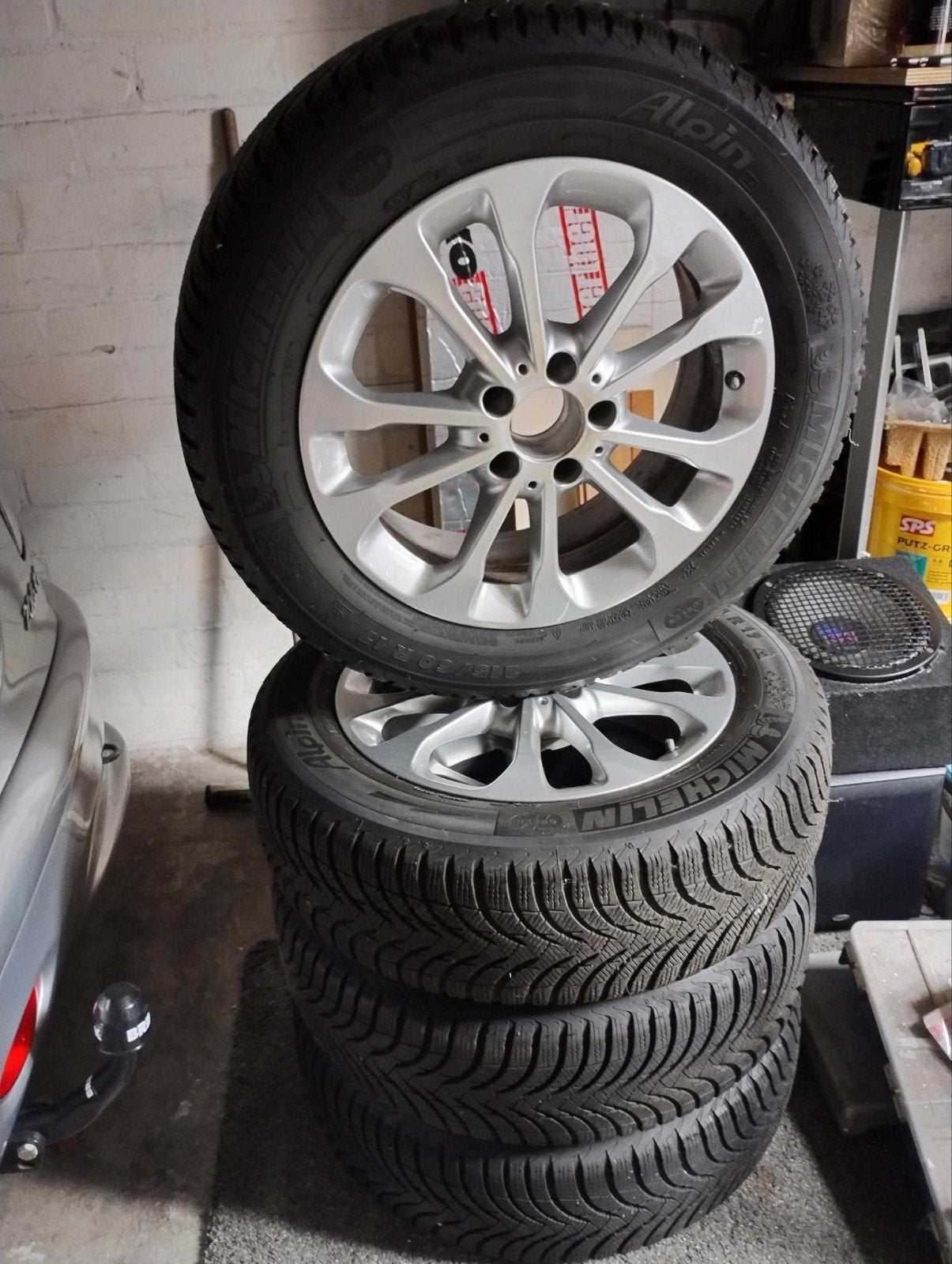 Originele Mercedes GLA velgen TPMS Michelin winterbanden 7mm, Ophalen, Banden en Velgen, 17 inch, Winterbanden