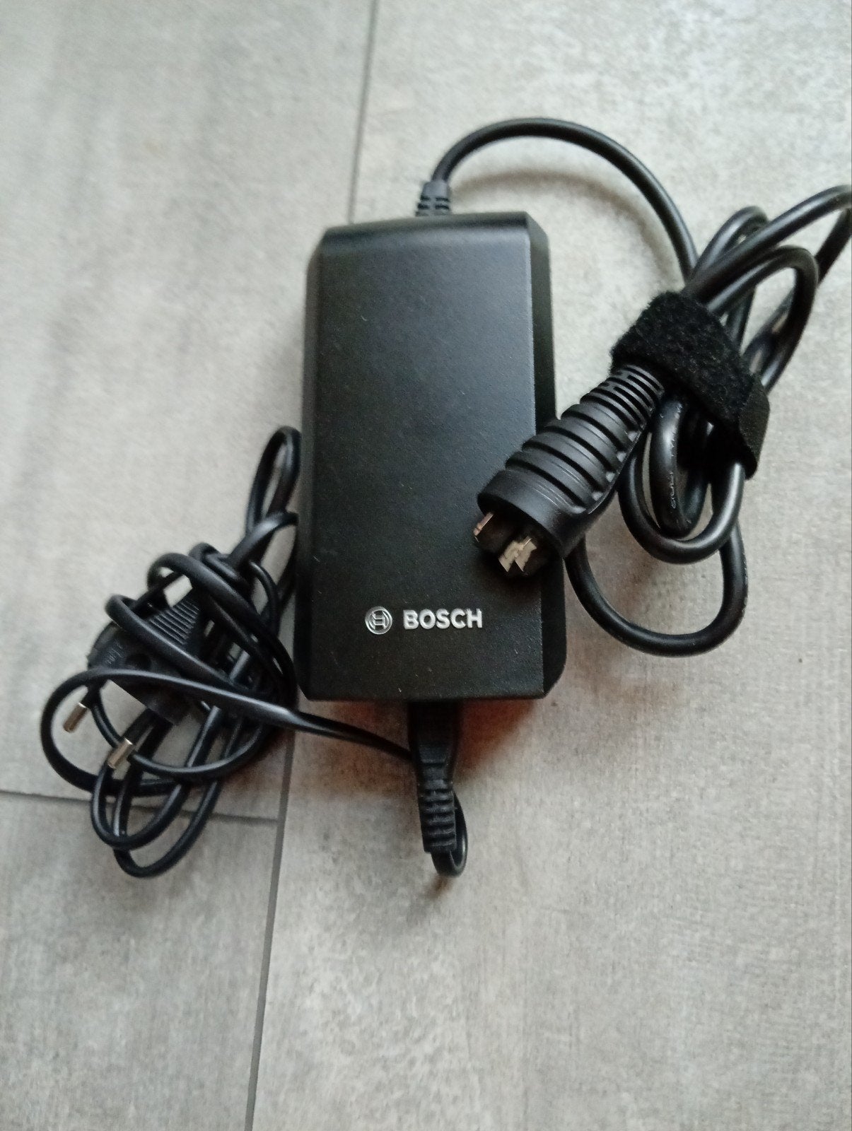 Bosch Compact Charger 2A voor E-bike Accu, Gebruikt