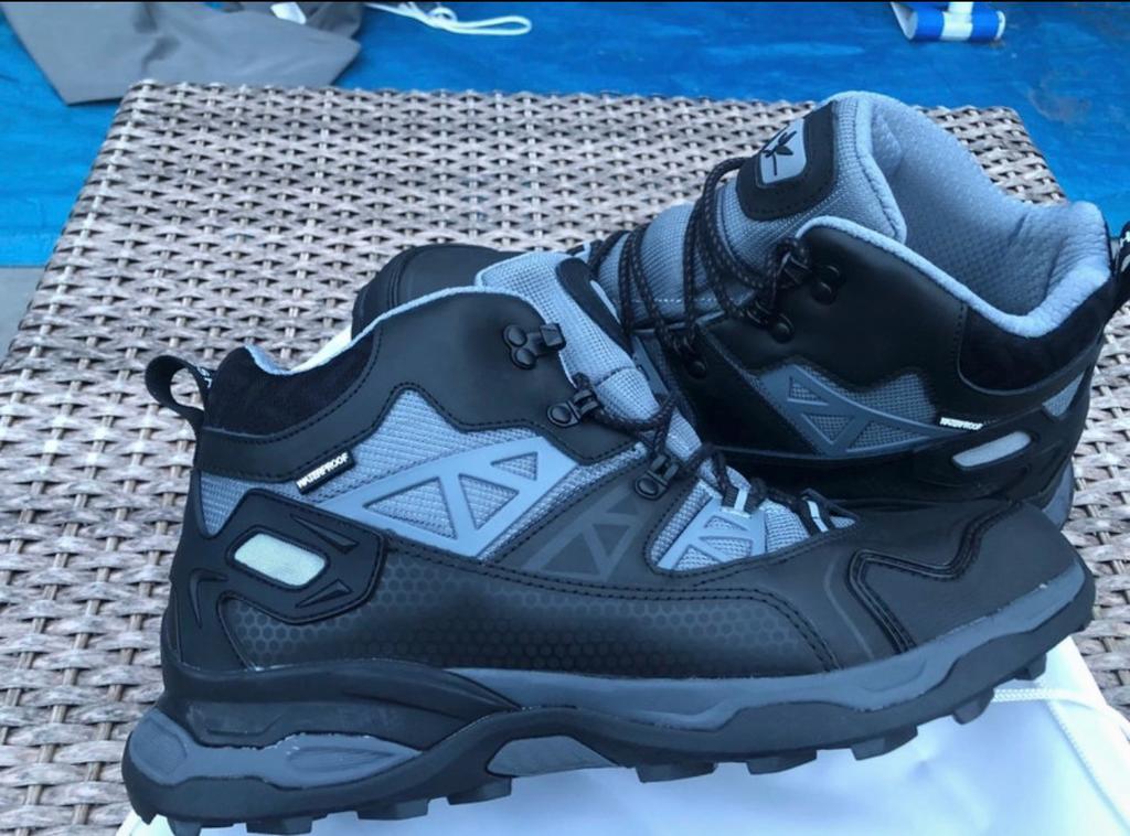 Nieuwe wandelschoenen bergschoenen maat 45 Van Husk’sware, Ophalen of Verzenden, Nieuw, Schoenen