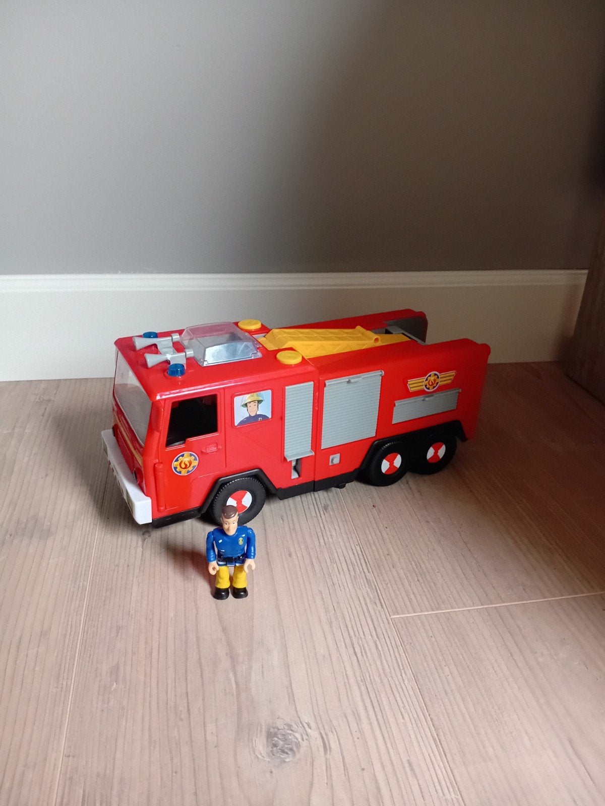 brandweerwagen brandweerman Sam, Ophalen, Zo goed als nieuw