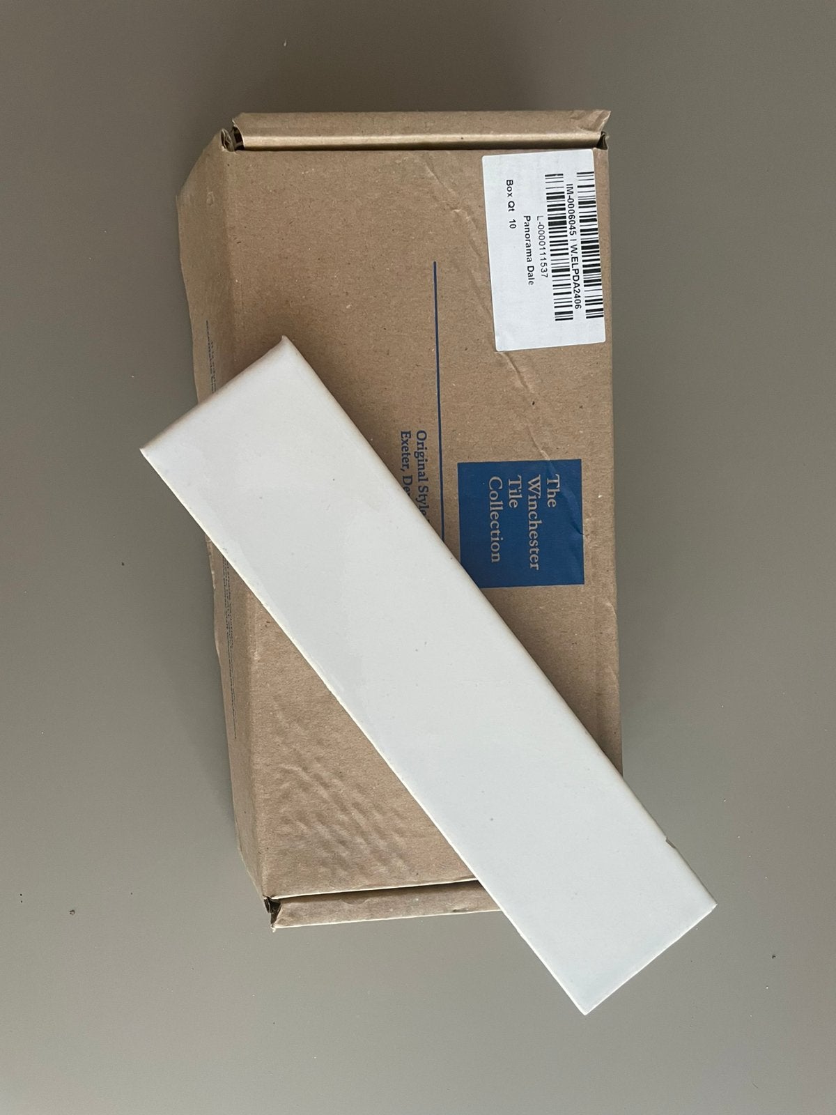 Wandtegels off-white, rest, 5 dozen. Afm. 24x6cm, Ophalen, Minder dan 20 cm, Zo goed als nieuw, Minder dan 5 m²