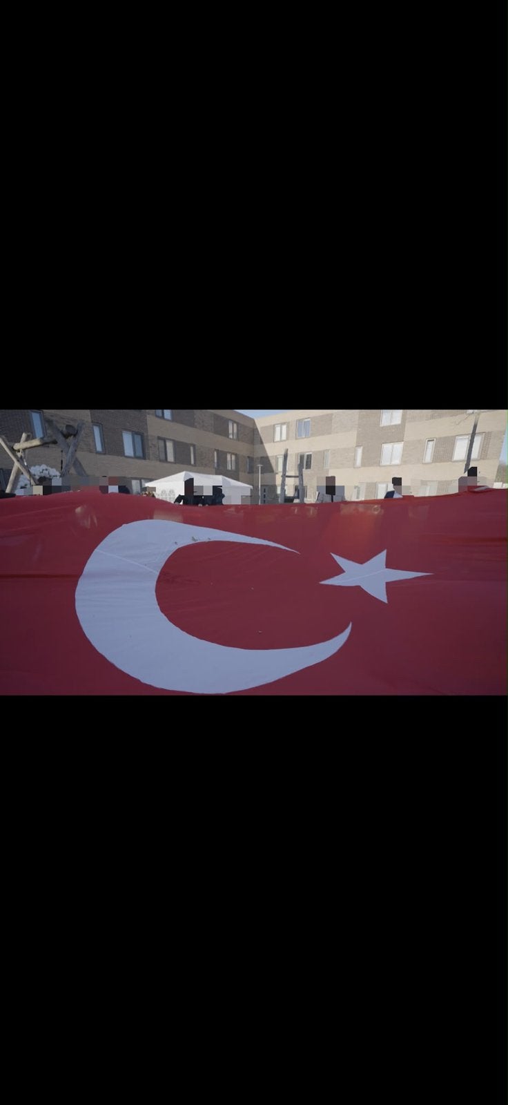 Turkse vlag TE HUUR (6 bij 9 meter), Ophalen of Verzenden, Zo goed als nieuw