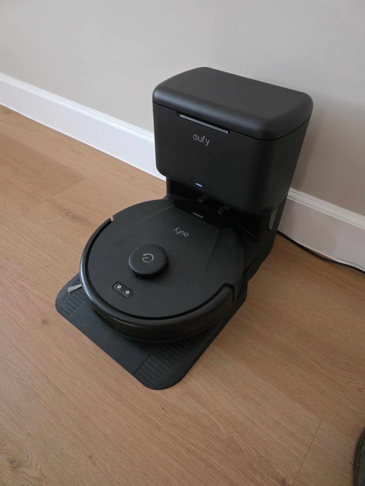 Eufy L60 SES Robotstofzuiger met zelflegend station, 40 liter of meer, Verzenden, Zo goed als nieuw, Kunststof
