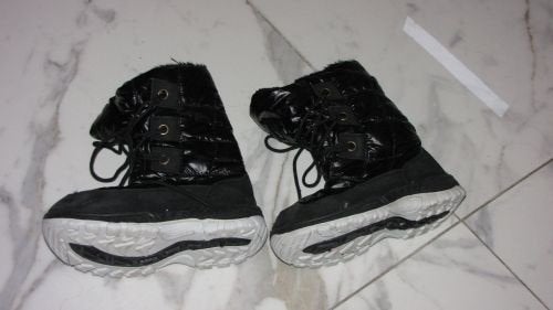 36 SNOWBOOTS zwart glans, Meisje, Ophalen of Verzenden, Laarzen, Zo goed als nieuw