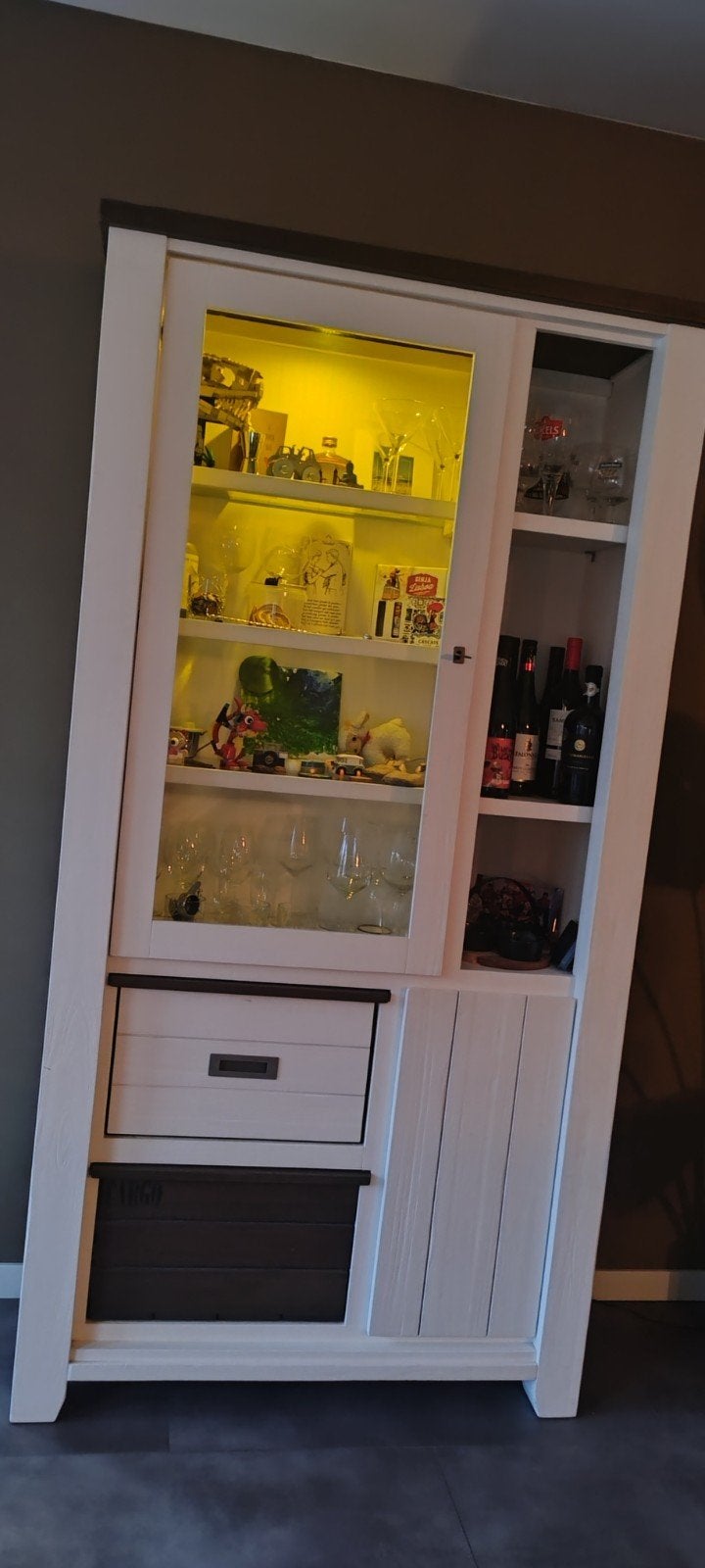vitrine kast, Ophalen, 100 tot 150 cm, 200 cm of meer, Met lade(s)