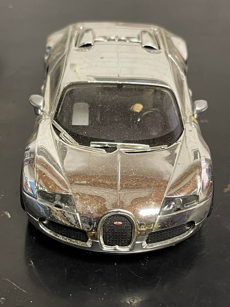 Scalextric Bugatti Veyron chroom voor de racebaan, Kinderen en Baby's, Speelgoed | Racebanen, Overige merken, Racebaan, Ophalen of Verzenden