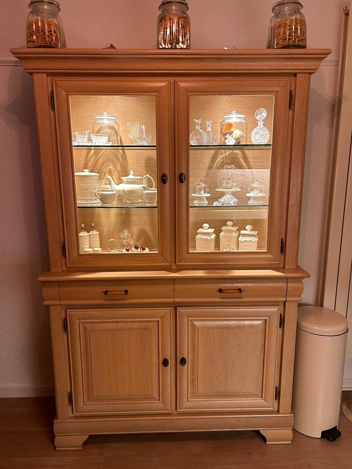massief eiken buffetkast – Room eiken – Met verlichting, Ophalen, 200 cm of meer, Eikenhout, Zo goed als nieuw