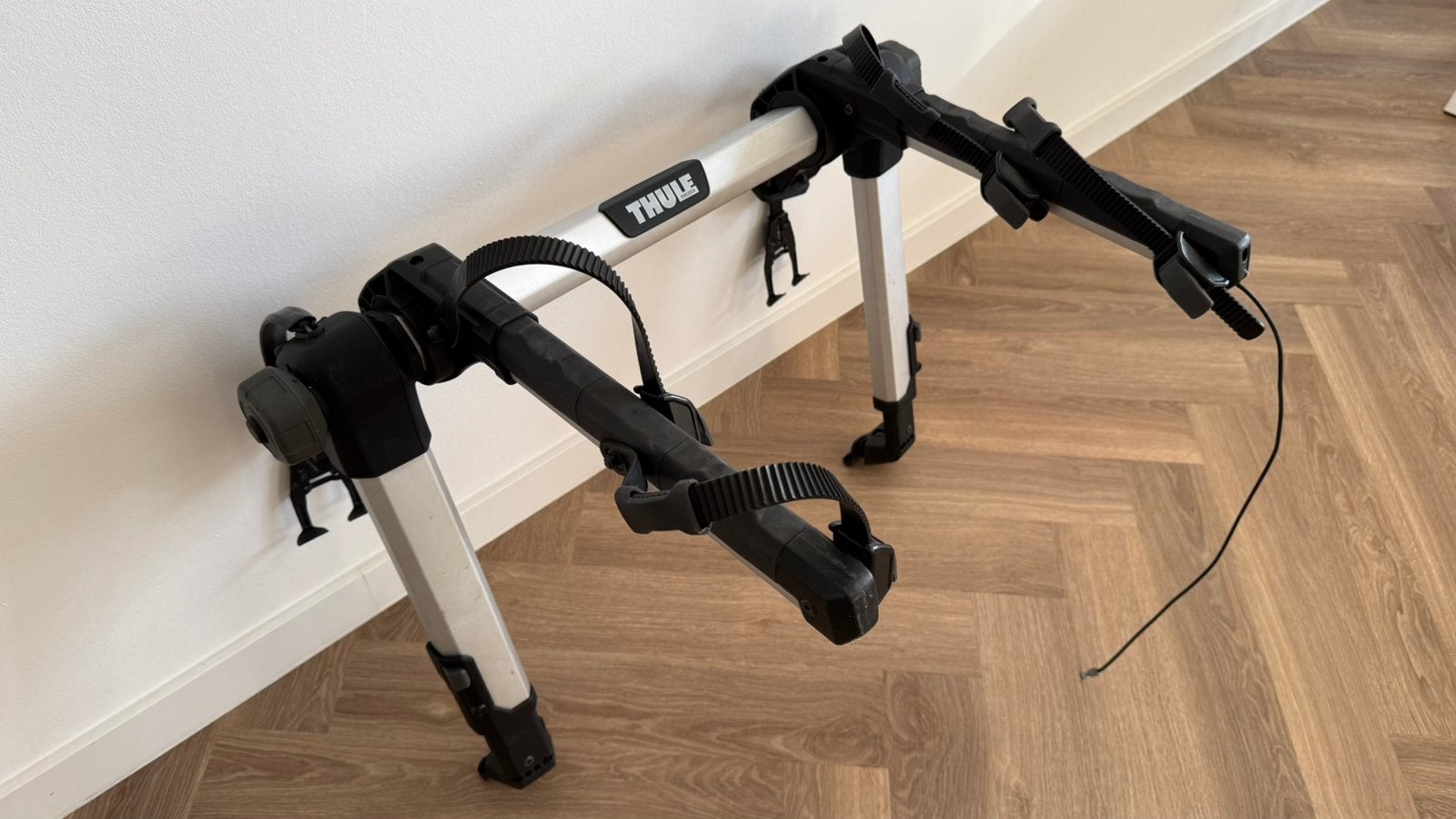Thule outway fietsendrager 2 fietsen, geen trekhaak nodig, Auto diversen, Fietsendragers, Ophalen, Zo goed als nieuw, Achterklepdrager