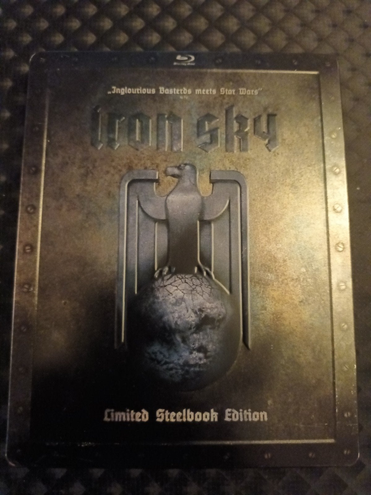 blu ray Iron Sky steelbox, Ophalen of Verzenden