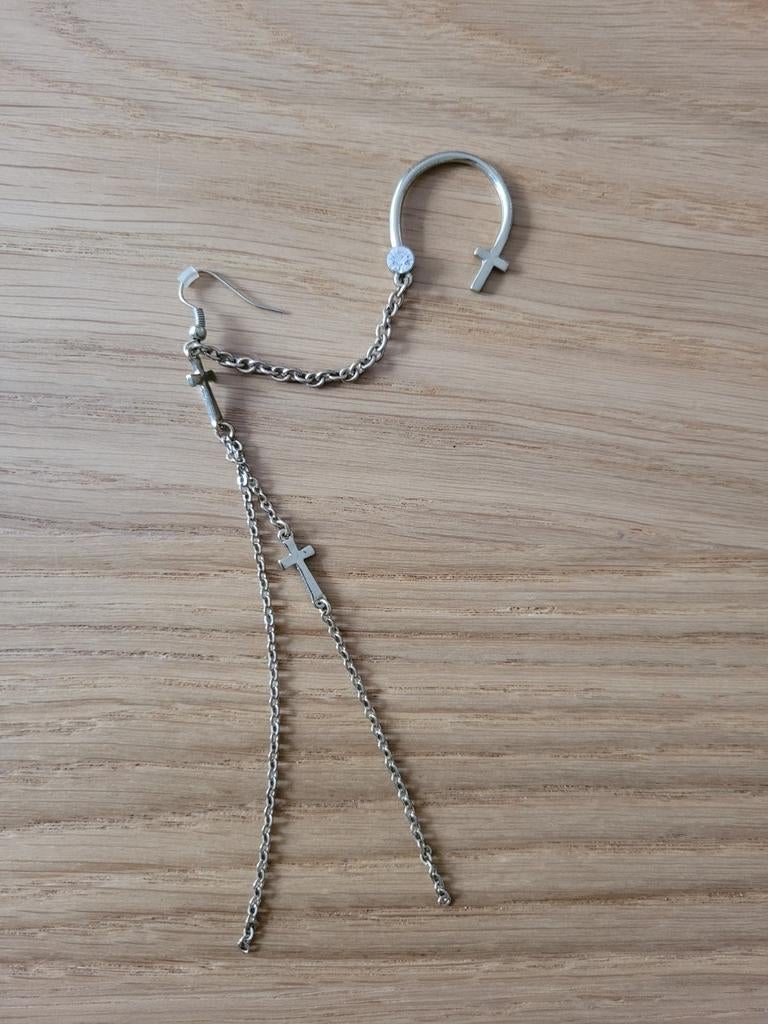 Goudkleurig oorhanger met kruisjes en strass, Overige materialen, Ophalen of Verzenden, Goud, Met strass