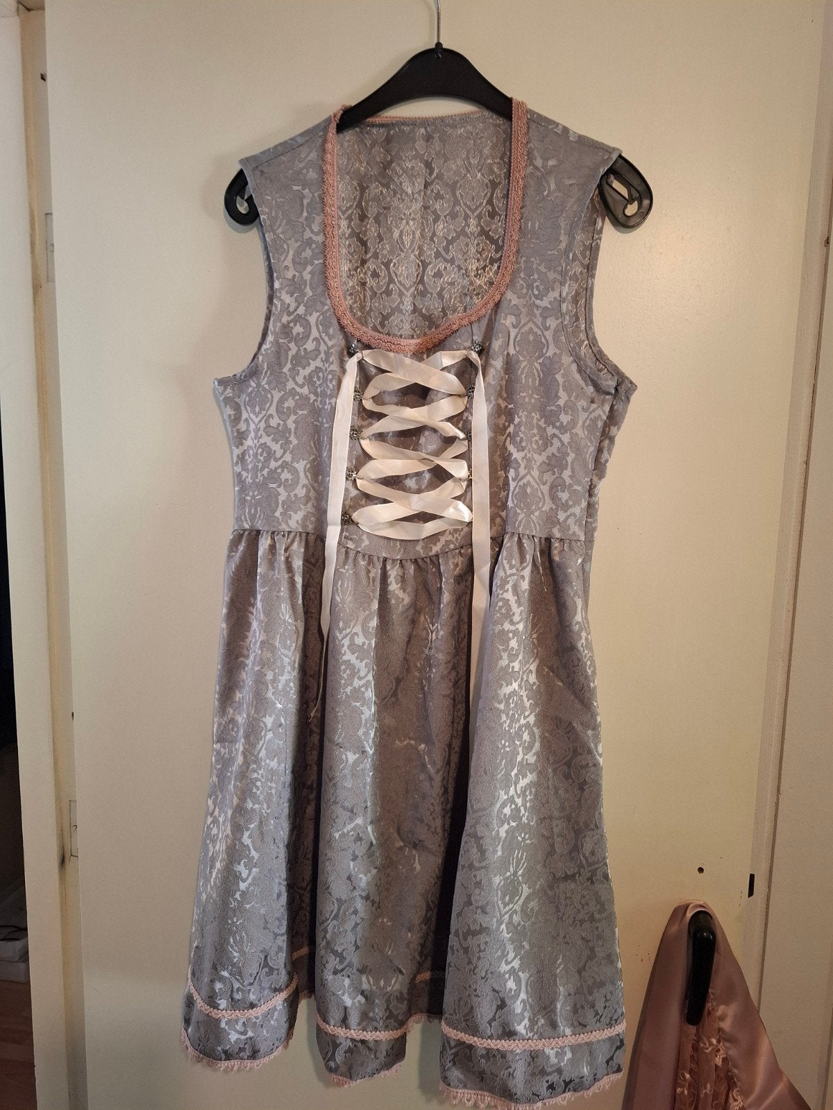 Nieuwe Dirndl jurk maat L, Ophalen of Verzenden